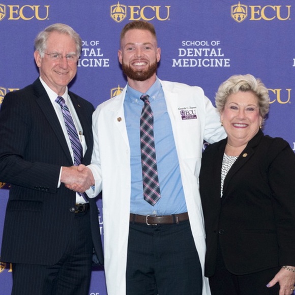 Meet your Posher, Clay - Picture 1 of 1